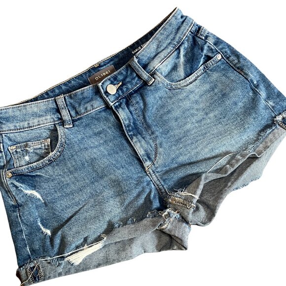 DL1961 Karlie Shorts Boyfriend Size 26 cuffed hem - Picture 5 of 13